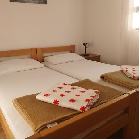Apartmani Mile Krk Town Zewnętrze zdjęcie
