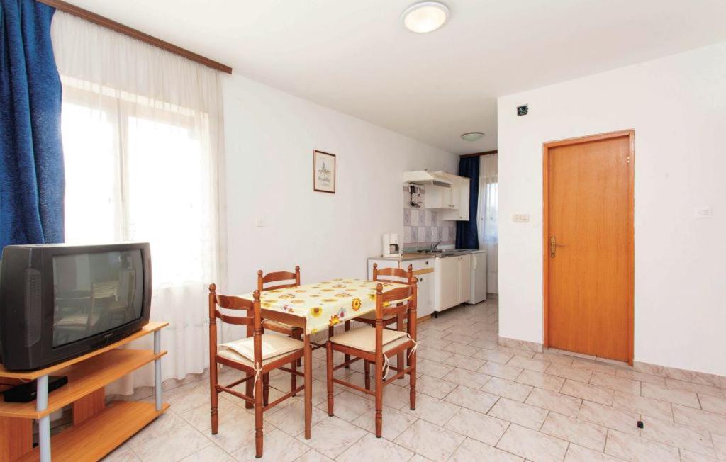 Apartmani Mile Krk Town Zewnętrze zdjęcie